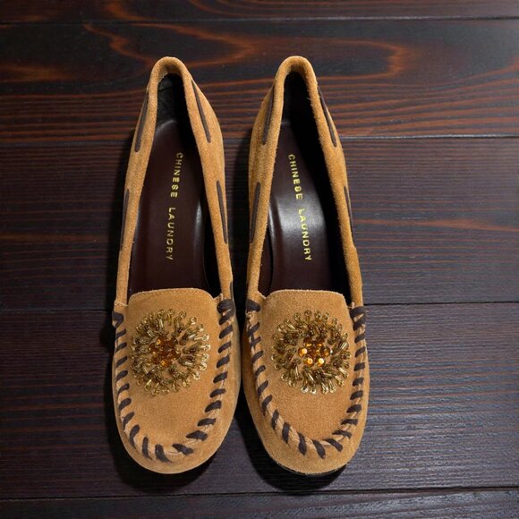 ✨ CHINESE LAUNDRY Beaded Moccasins – Tan Suede Elegance ✨Size 8 - Picture 2 of 7